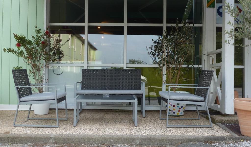 Le 81 Hotel Castres  Bagian luar foto