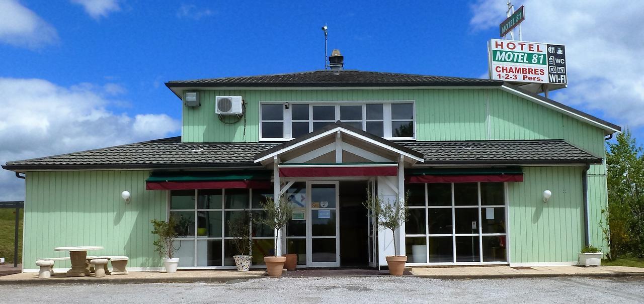 Le 81 Hotel Castres  Bagian luar foto
