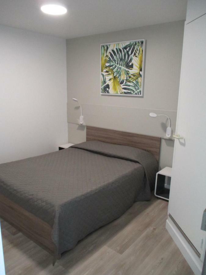 Le 81 Hotel Castres  Bagian luar foto